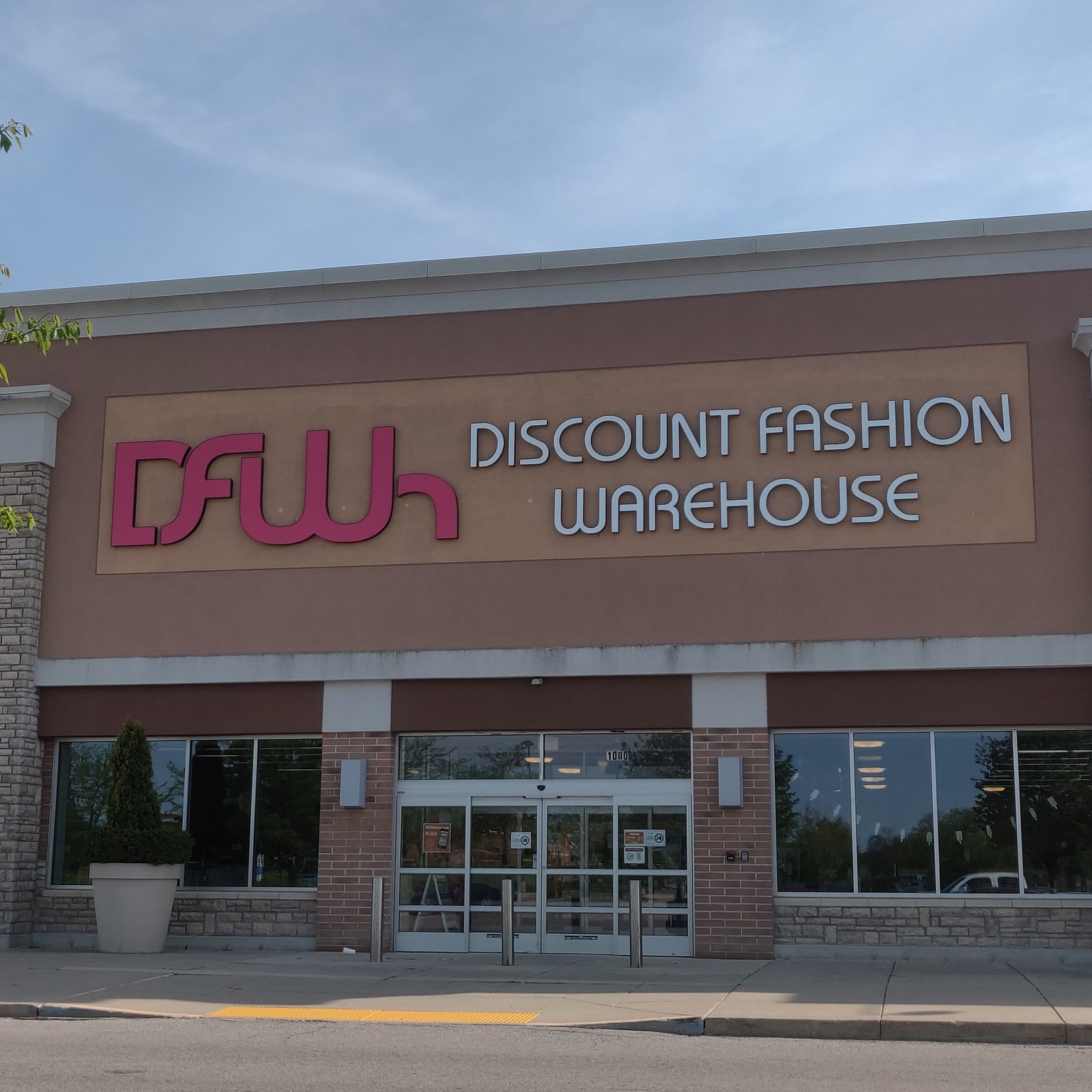 Discount Fashion Warehouse